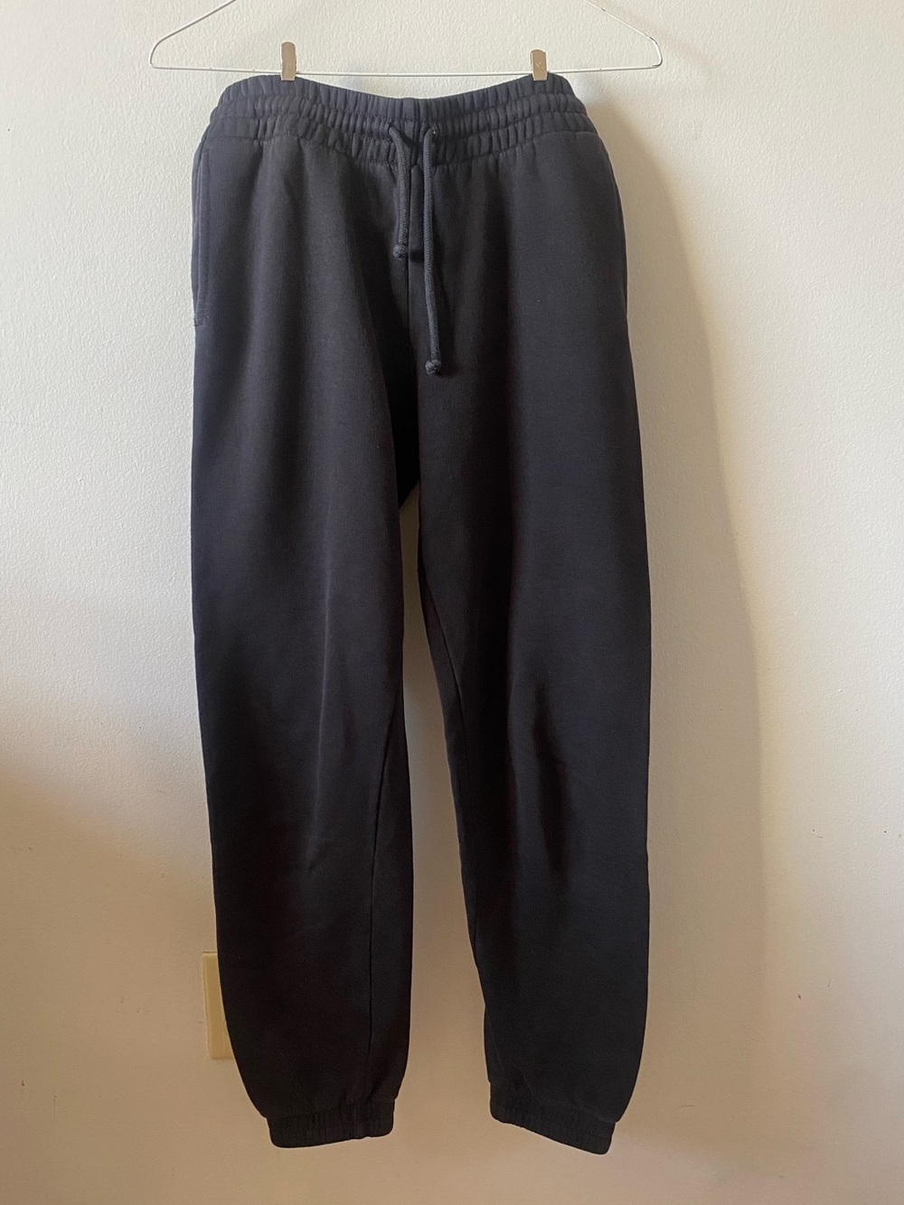 TNA Black Cozy Fleece Sweatpants Size XS